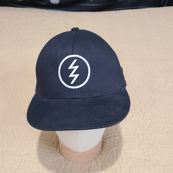 unbranded Other - Lightning Electric Bolt flex fitted hat 7 1/4-7 5/8